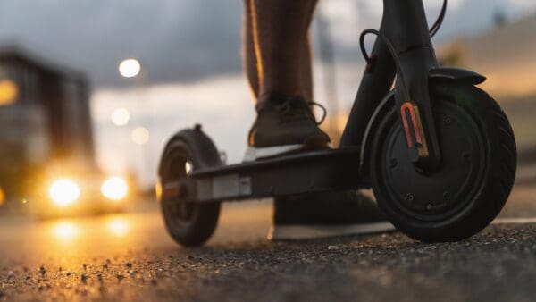 Come la mobilità elettrica sta creando disagi alla rete elettrica nazionale
