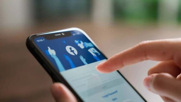 Le battaglie legali dei consumatori contro le giganti del social media