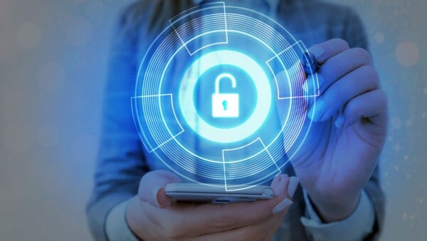 Smartphone in sicurezza: questo passaggio è fondamentale