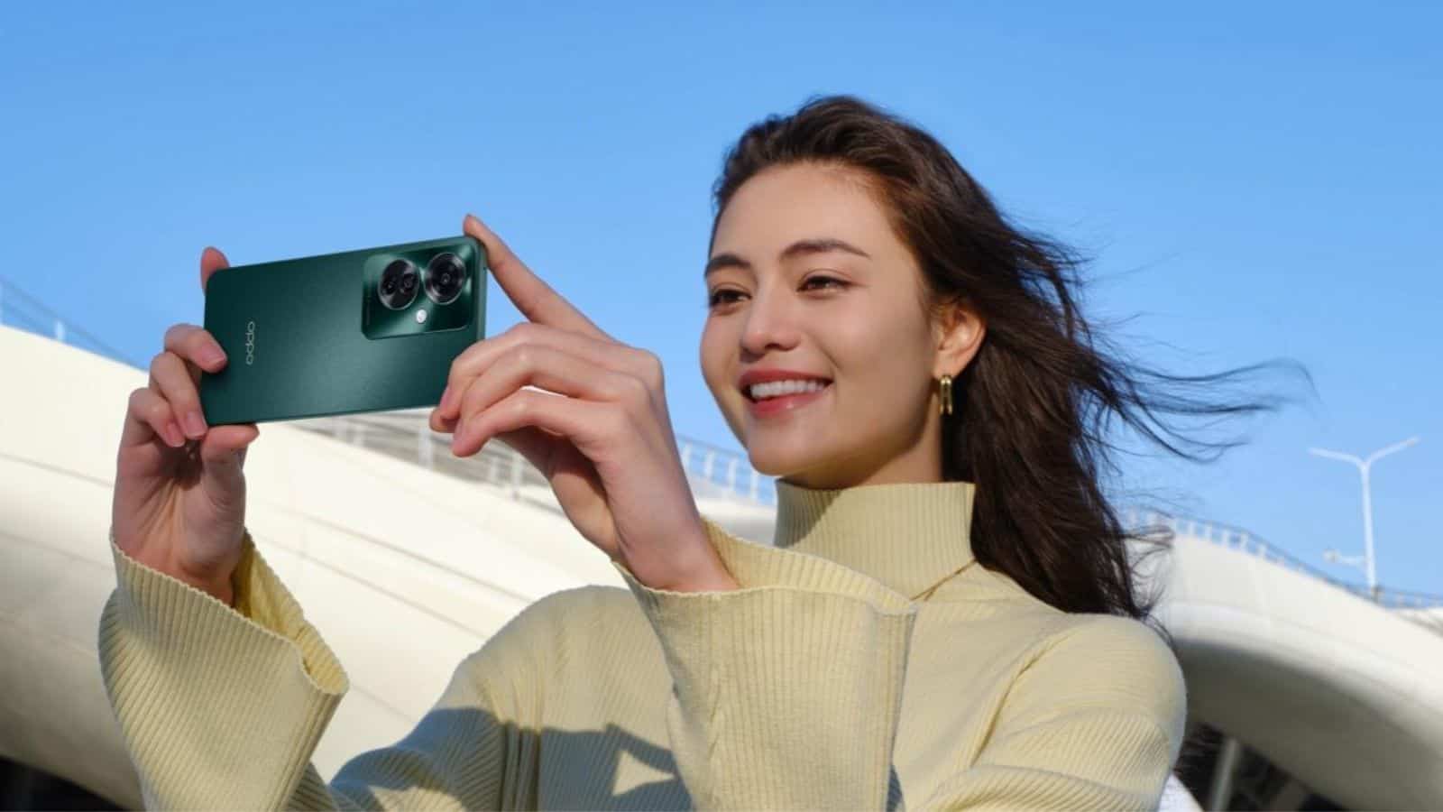 OPPO Reno11 con display Borderless e Ultra-Clear arriva in Italia