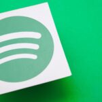 Cambio di rotta per Spotify: niente più abbonamento su iOS