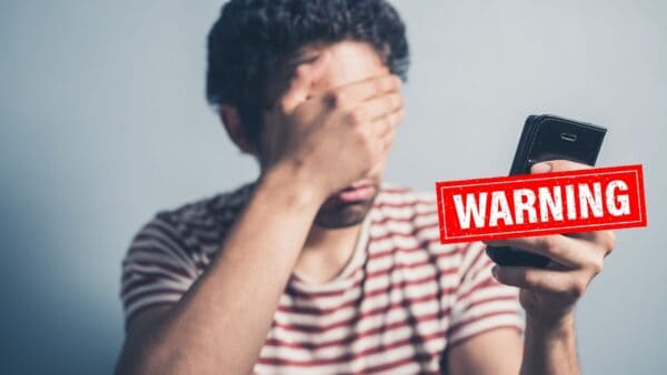Attenzione alla "truffa DHL": utenti in pericolo a causa di un SMS