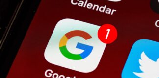Con una notifica Google chiede il permesso per collegare le app
