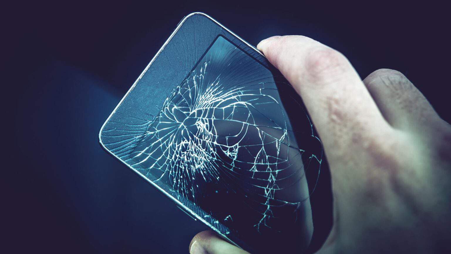 Problemi con lo smartphone: meglio sostituirlo o ripararlo?
