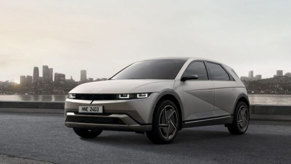 Hyundai rivela il nuovo design dell'IONIQ 5 e l'allestimento N Line
