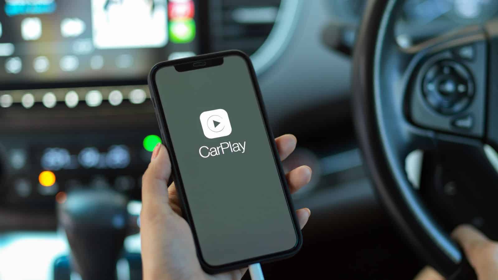 Apple e la nuova generazione di CarPlay