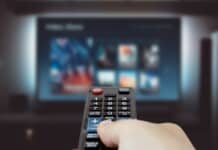 L'andamento negativo degli abbonamenti alle pay tv e ai servizi di streaming in Italia