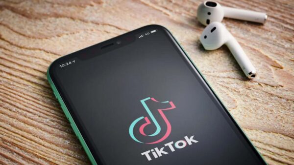 TikTok e UMG al tavolo delle trattative, ma il futuro rimane incerto