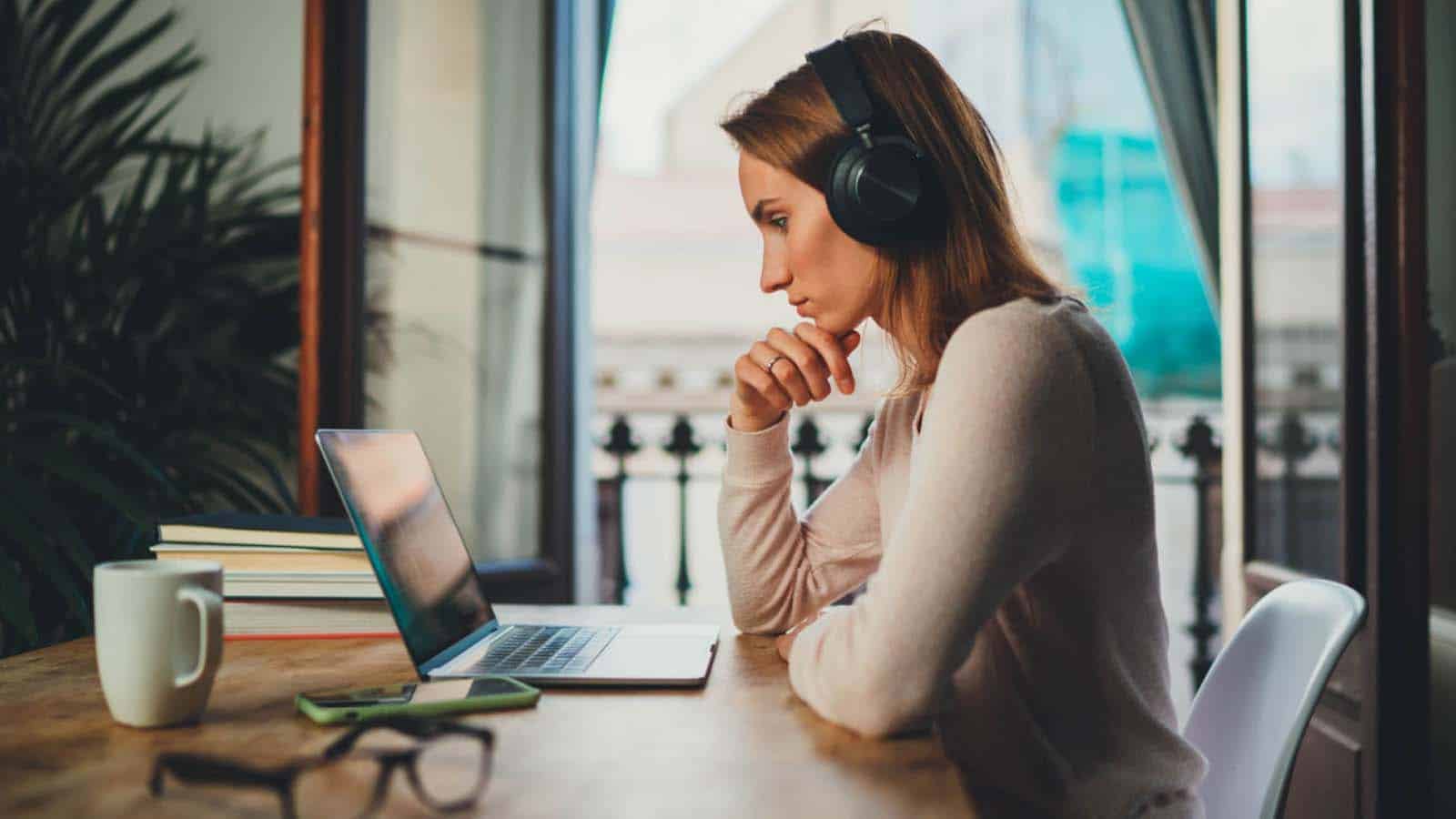 L'evoluzione del lavoro da remoto e le sfide attuali per proteggere la salute