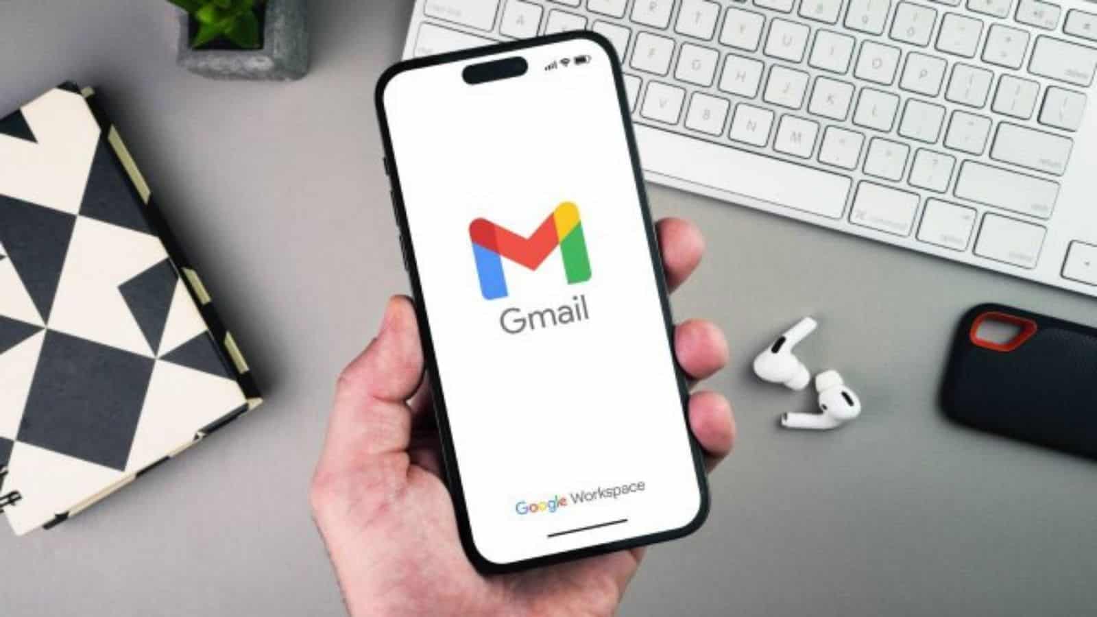 Gmail: arriva la spunta blu su Android e iOS