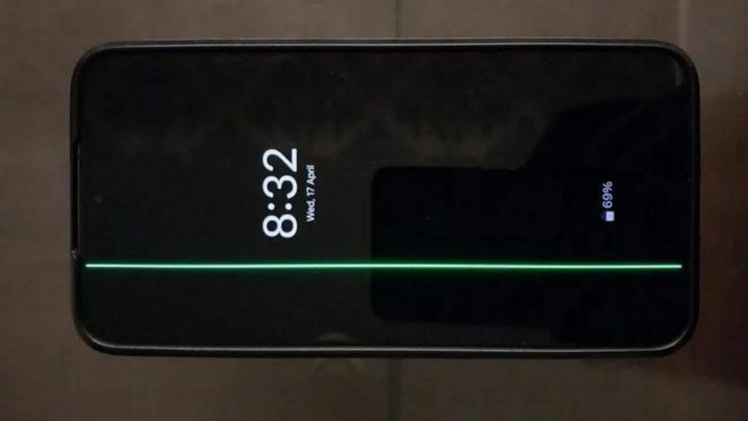 Samsung Galaxy S21 con linea verde sul display: sostituzioni GRATIS