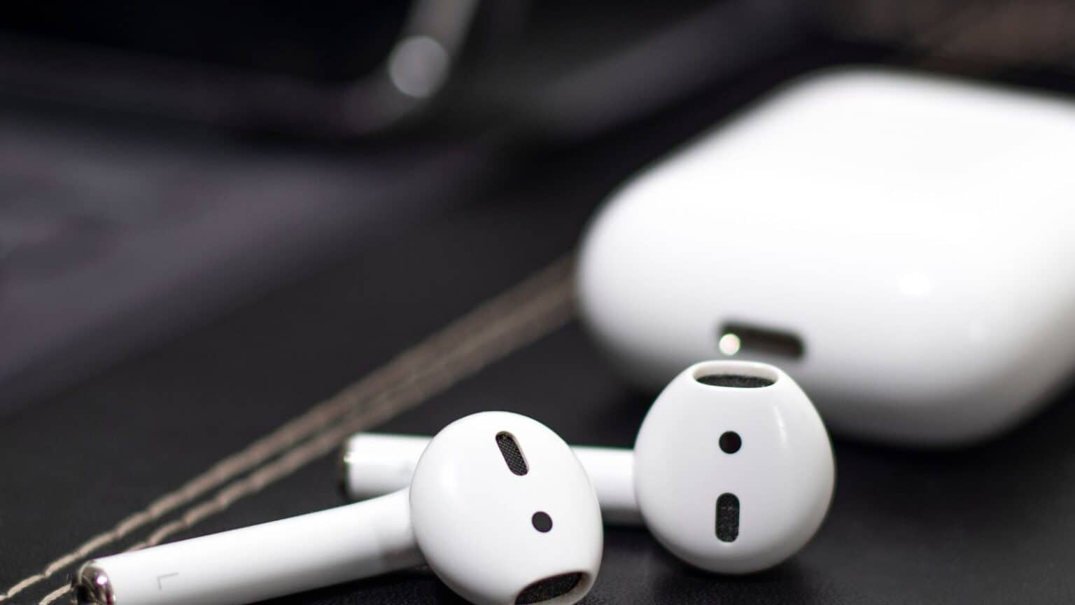 Apple AirPods Lite