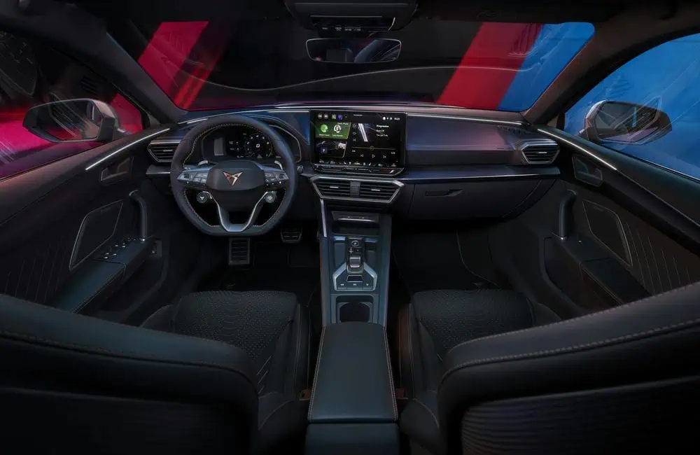 CUPRA_Leon_INT_02