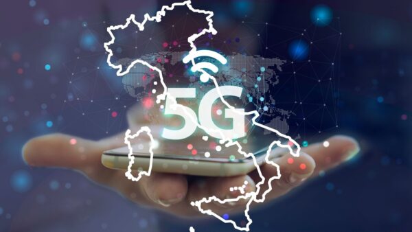 Italia: nuove regole sull'emissione elettromagnetica per lo sviluppo del 5G
