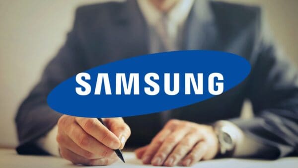 Samsung a lavoro anche di sabato per fronteggiare la crisi