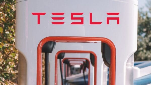 USA: cala il costo della Tesla Model Y, cosa succede in Italia?