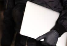 Commodore: rubati 200mila euro di computer dalla sede di Roma Commodore: rubati 200mila euro di computer dalla sede di Roma