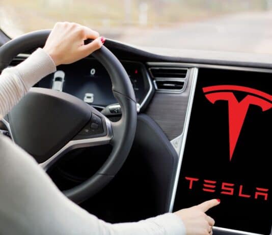 Elon Musk annuncia l'arrivo di nuovi modelli Tesla più economici
