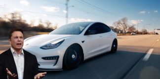 Elon Musk smentisce la cancellazione della Tesla Model 2