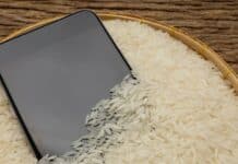 Smartphone nell'acqua non metterlo nel riso
