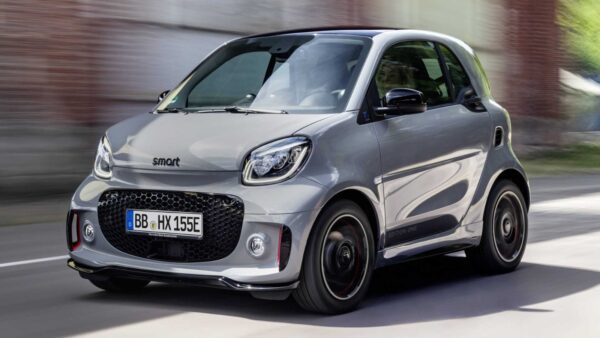 Smart #2, l'erede della ForTwo sta arrivando
