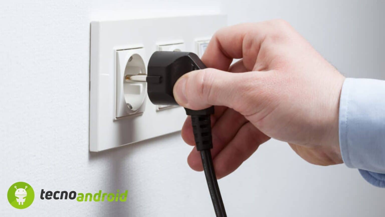Stai attento a non fare questa cosa con le prese elettriche