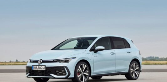Volkswagen Golf una nuova rinfrescata al design