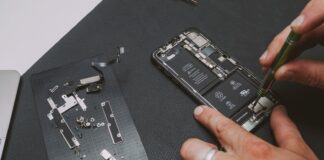 Apple: possibili le riparazioni fai da te con componenti originali usate