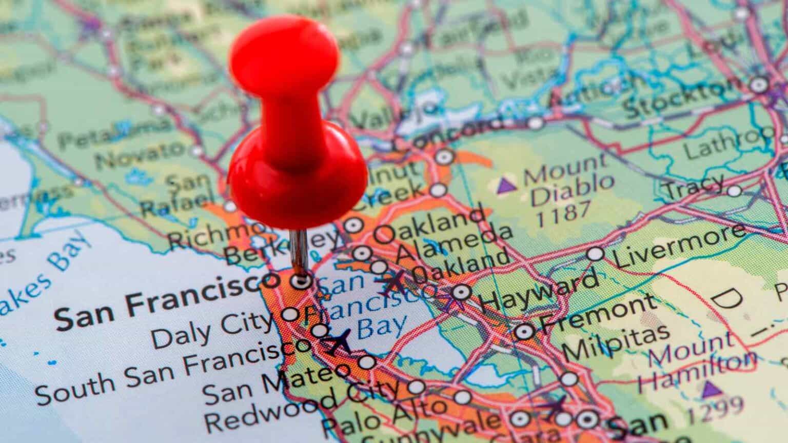 A San Francisco possono accadere strani incidenti, che ci ricordano com'è facile perdere il controllo del proprio mezzo