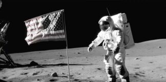 Le incredibili immagini storiche dell'allunaggio dell'Apollo 11