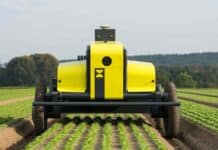 Il robot AX-1 di Kilter porta l'intelligenza artificiale fino al campo agricolo