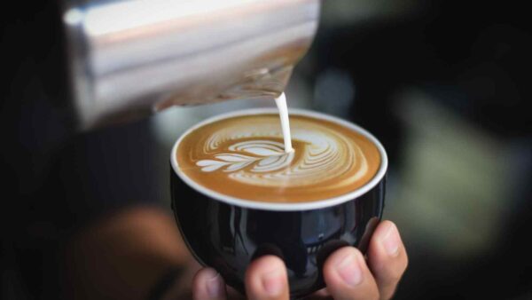 Il nuovo blend AI-conic della Kaffa Roastery è stato sviluppato dall'intelligenza artificiale, che ha scelto le miscele migliori di caffè