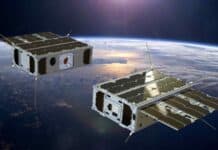 La NASA apre la strada alla rivoluzione dei motori ad acqua I satelliti CubeSat sono dotati di sistemi di propulsione per elettrolisi alimentati da energia solare