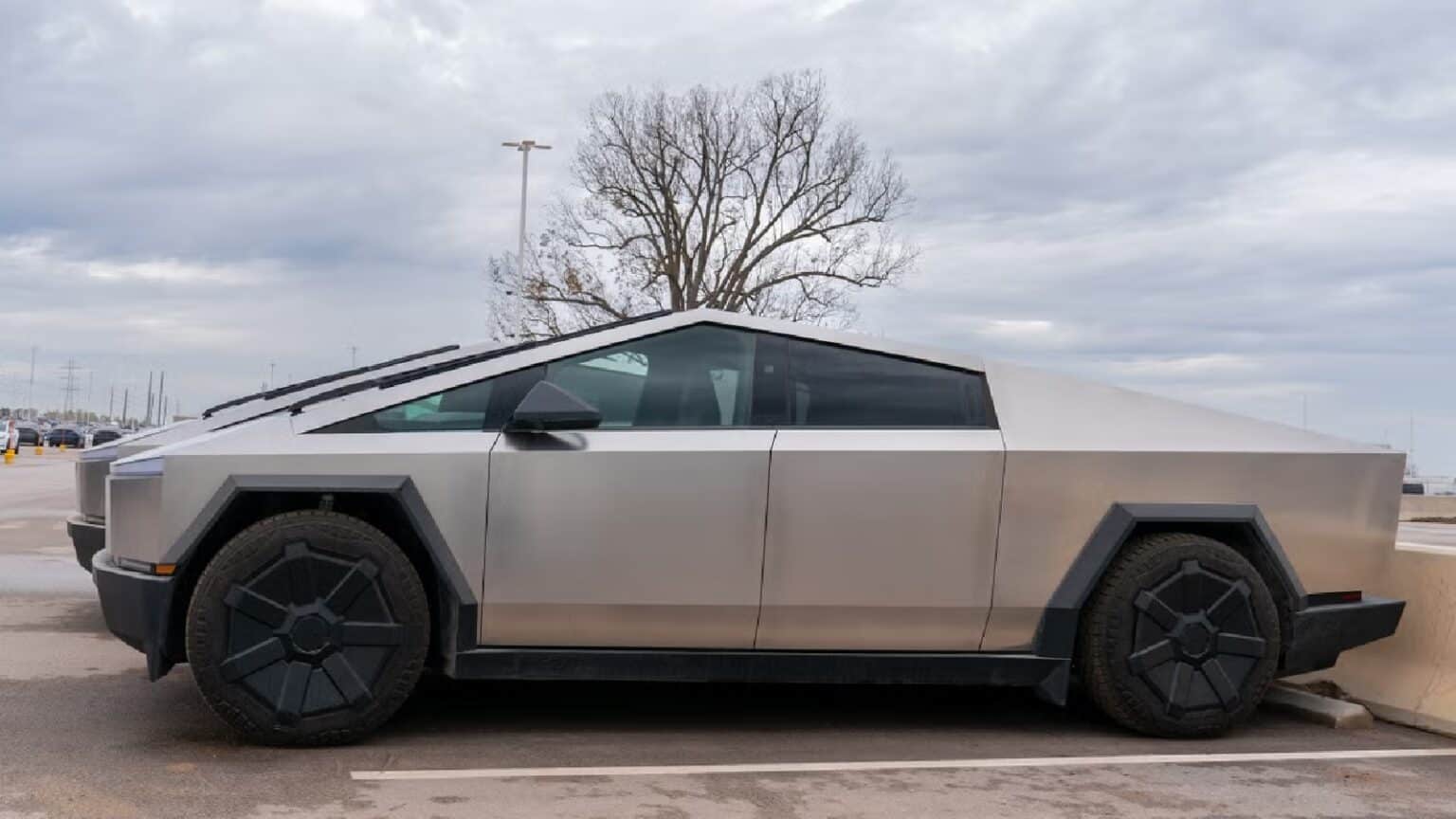 cybertruck tesla