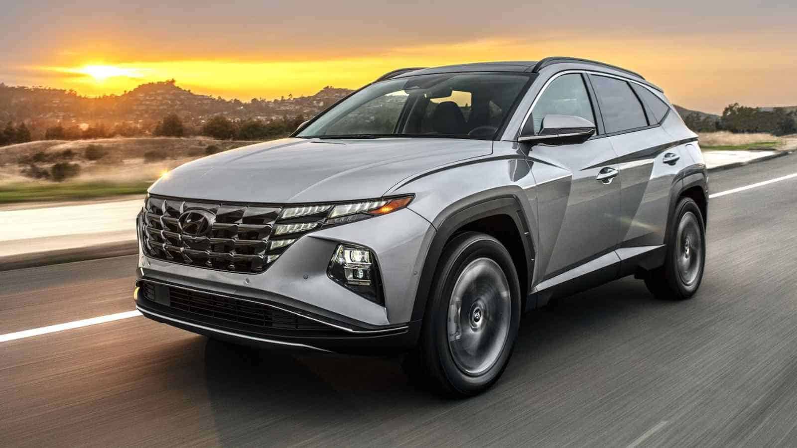 La nuova Tucson Plug-in Hybrid 2024 di Hyundai in tutto il suo splendore