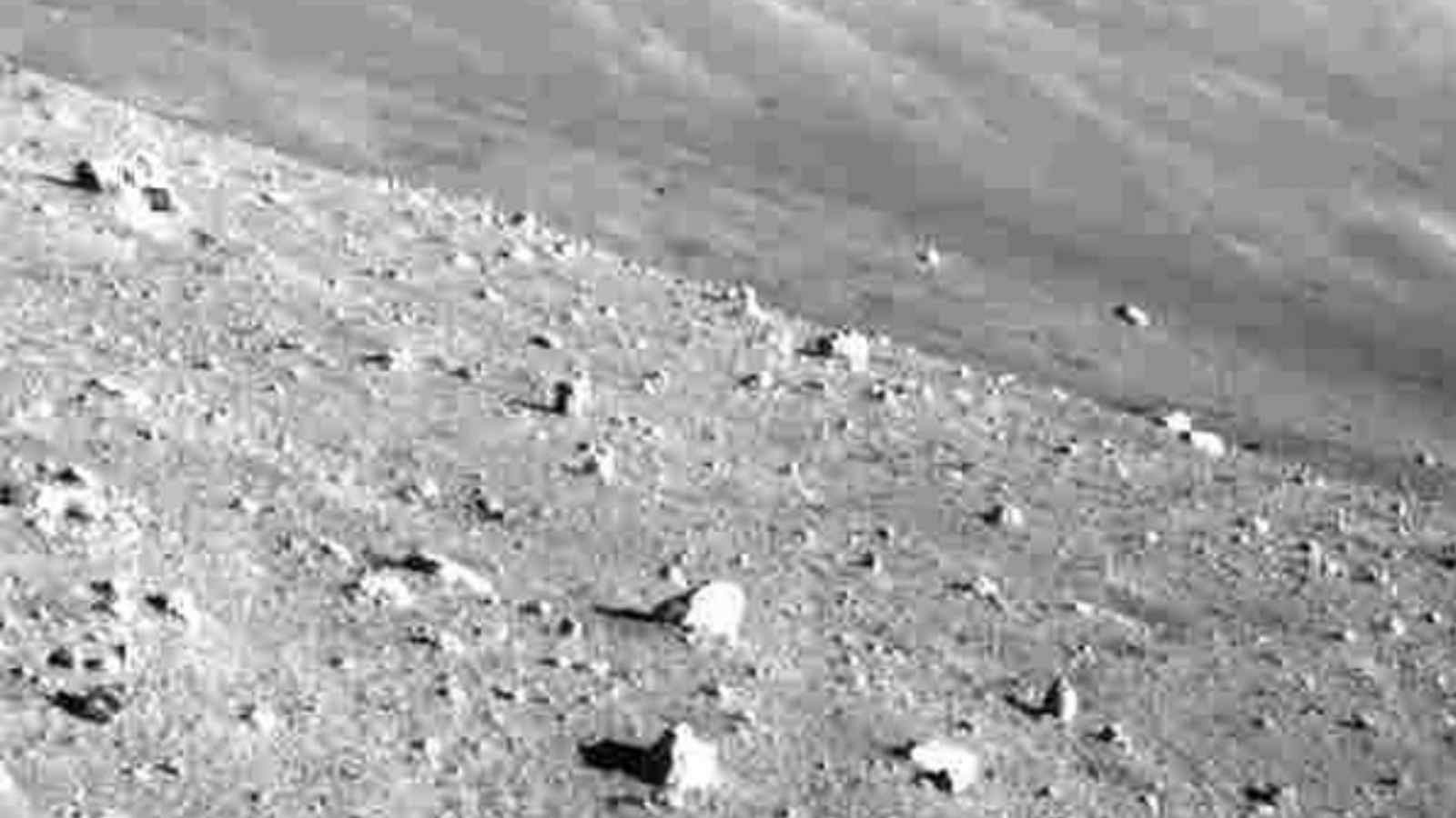 Le prime immagini della Luna provenienti dal lander giapponese JAXA SLIM attualmente in missione