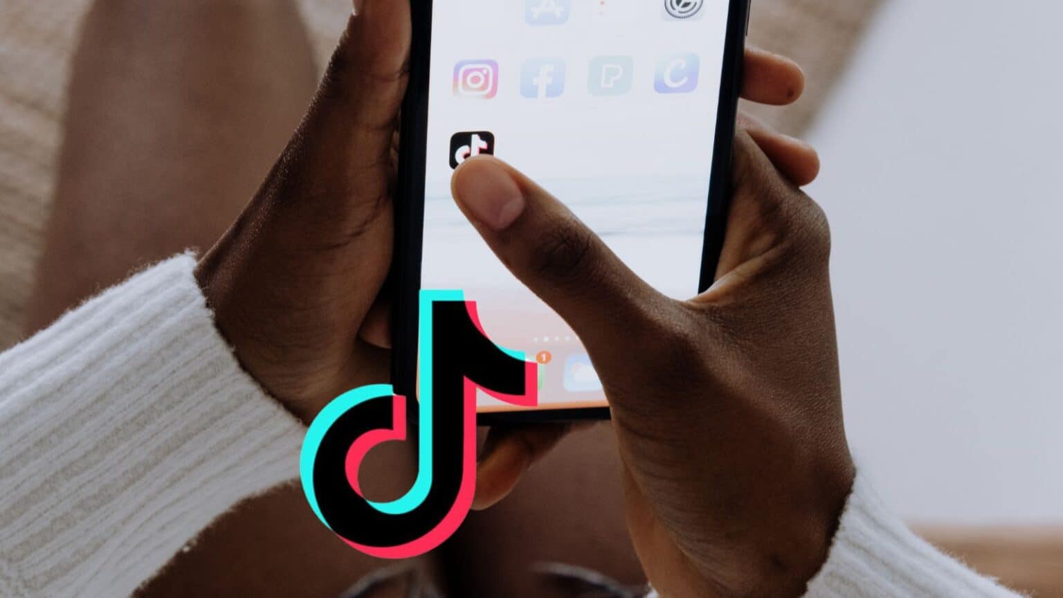 TikTok: arrivano gli spot degli influencer creati con l'AI