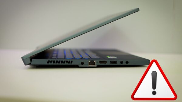 Password BIOS del portatile hackerata con le graffette: funziona?