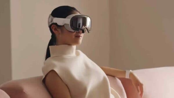 Il VIsion Pro di Apple sta vivendo un momento di incertezza e forse di cambiamento nelle dinamiche di vendita