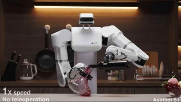 Il simpatico robot cinese Astribot S1 sembra essere un degno partecipante alla competizione contro Tesla e il suo Optimus
