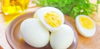 Cuocere un perfetto uovo sodo è un processo più complicato di quanto possa sembrare all'apparenza