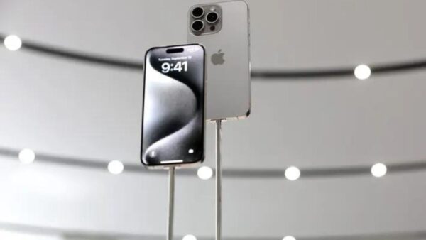 iPhone 16 Pro e Pro Max: spunta una cover sul web che conferma il design