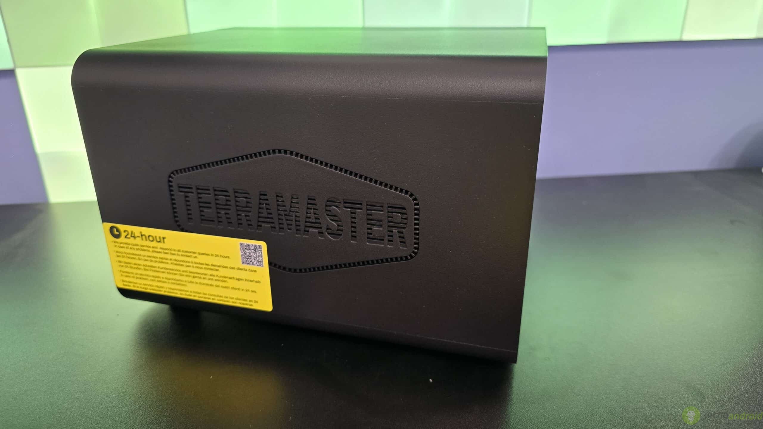 TerraMaster D8 Hybrid: il DAS perfetto al giusto prezzo - Recensione