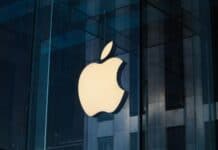 Apple lavora ad un iPhone pieghevole con rivestimento anti-graffio