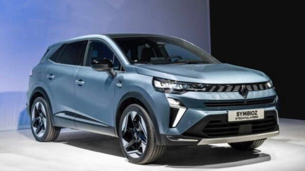 SUV ibrido Symbioz di Renault: equilibrio tra tecnologia e comfort