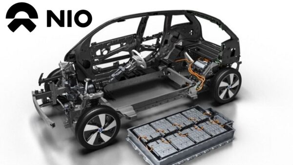 NIO: la batteria semi-solida da 150 kWh noleggiabile da giugno