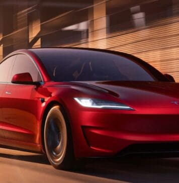 Tesla Model 3 Performance: in 3 settimane il costo sale due volte