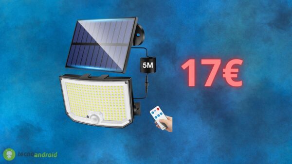 Luce solare LED con prezzo CROLLATO su Amazon: costa POCHISSIMO oggi