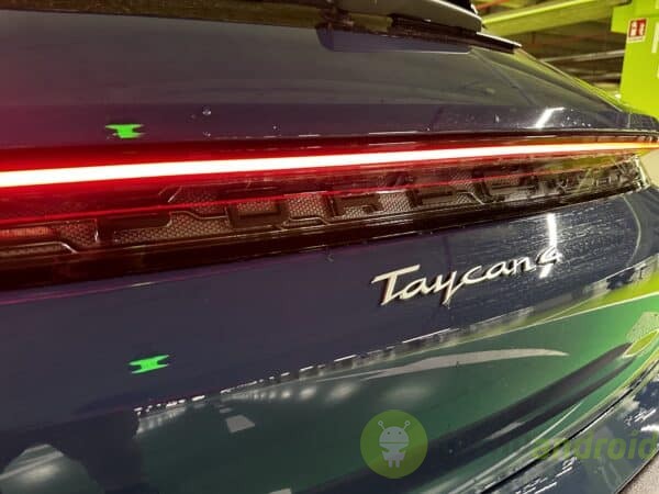 Porsche Taycan 4 Cross Turismo - utilizzo Porsche Taycan 4 Cross Turismo - utilizzo
