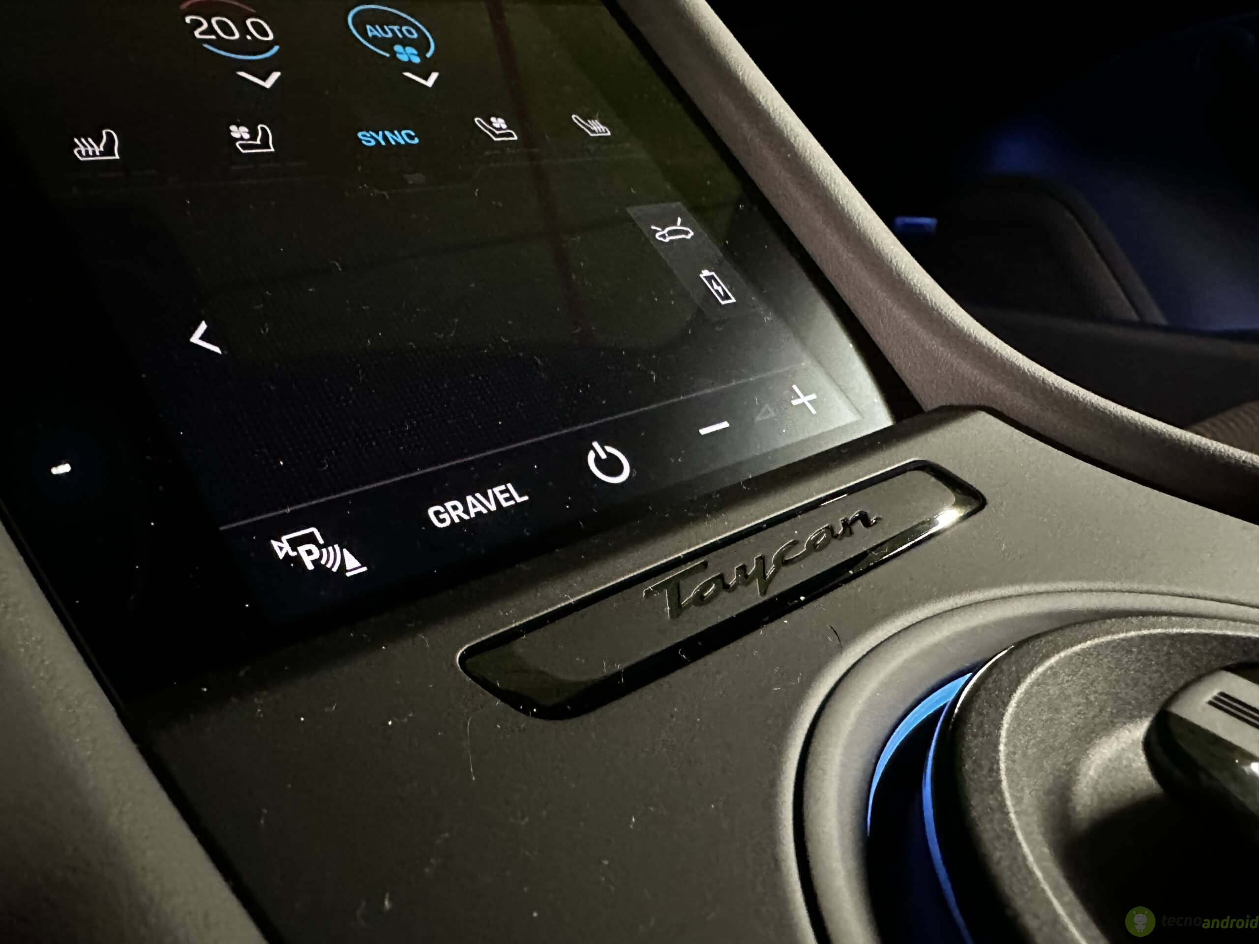 Porsche Taycan 4 Cross Turismo (21)
